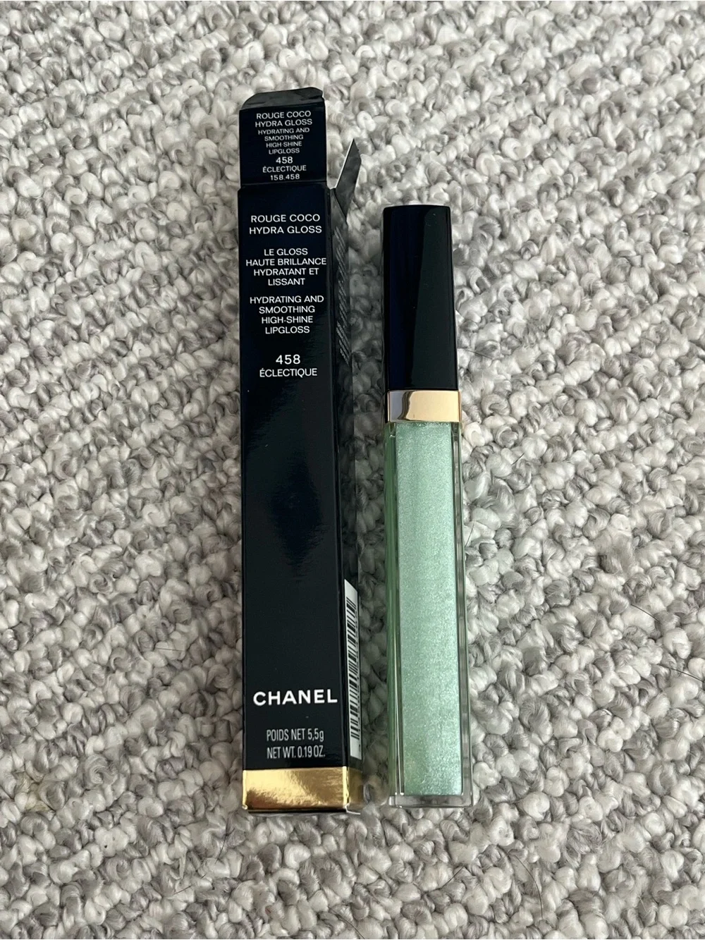 LIMITED EDITION Chanel Rouge Coco Hydra Gloss 458 Eclectique - Mint Green
